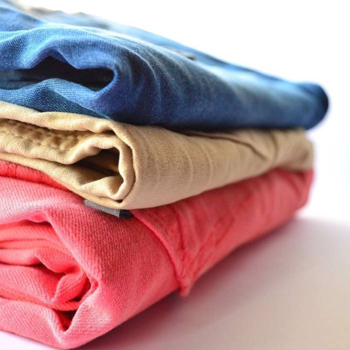 7+ loại vải may áo sơ mi nam bền và ưa chuộng nhất hiện nay